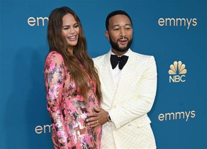 Why Chrissy Teigen & John Legend’s Openness About Miscarriage Was A ‘Healthy’ Choice, Says Expert