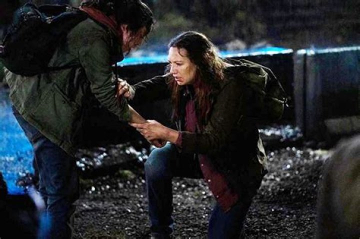 Why Is Ellie Immune In ‘The Last Of Us?’ What We Know – Hollywood Life