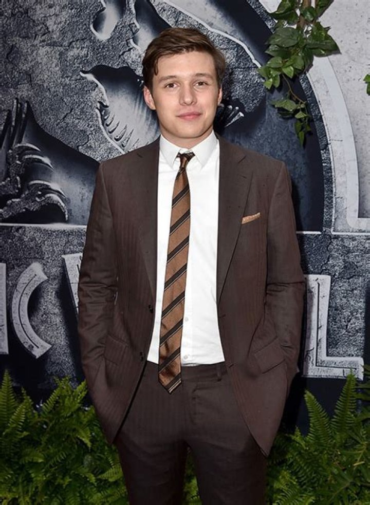 Will Nick Robinson Be In ‘Jurassic World 2’? — Exclusive Interview From NYCC – Hollywood Life