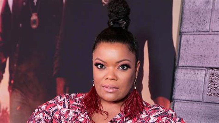 Yvette Nicole Brown Calls Out GOP On Jan. 6 Investigations: ‘Let’s Be Egregious With The Truth’