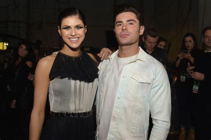 Zac Efron & Girlfriend Vanessa Valladares Hold Hands During Dinner Date In Sydney — See PDA Pics