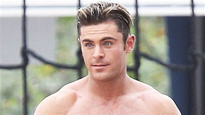 Zac Efron Goes Shirtless & Poses In A Steamy Sauna For Hot New Pic