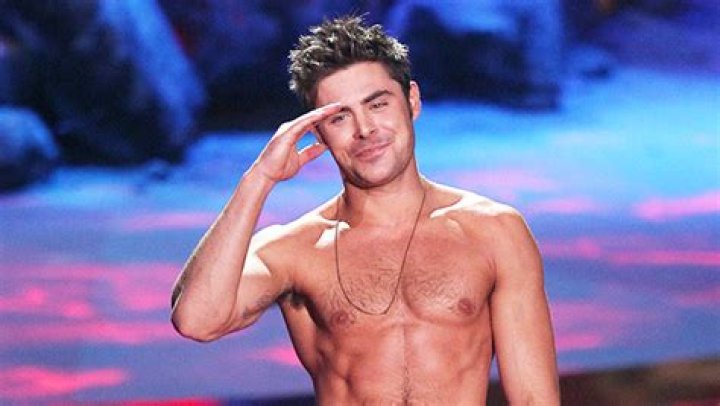 Zac Efron Shows Off Muscles & Body Training For ‘The Iron Claw’: Photo – Hollywood Life