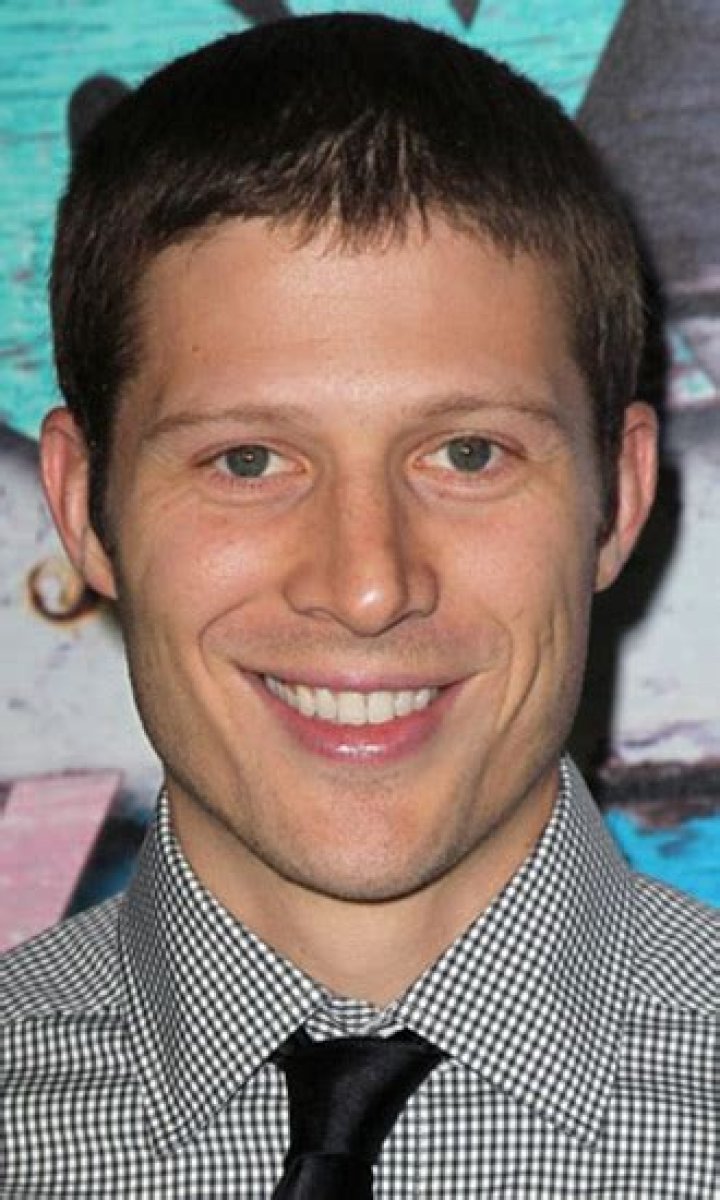 Zach Gilford Celebrity Profile – Hollywood Life