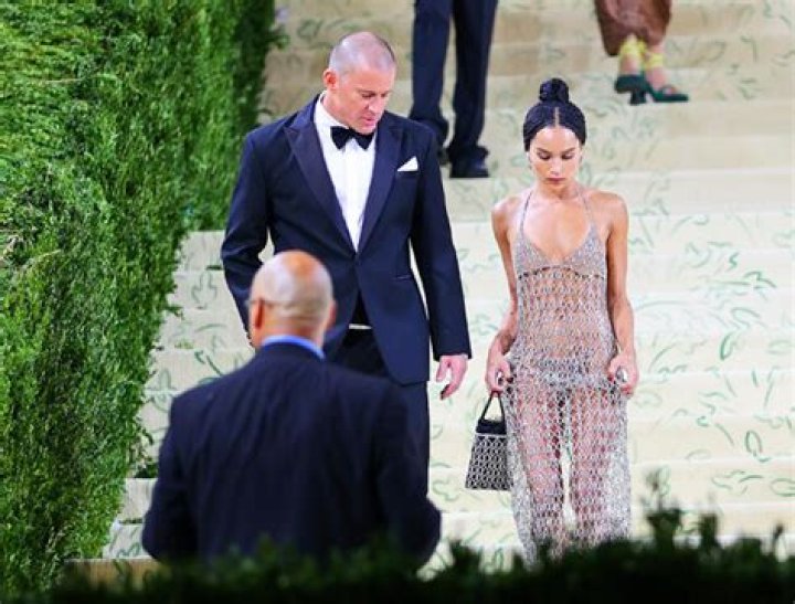 Zoë Kravitz Goes Shopping With Channing Tatum & His Daughter As Romance Heats Up