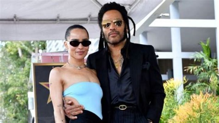 Zoe Kravitz Hilariously Roasts Dad Lenny’s Relationship History in Hollywood Walk of Fame Speech
