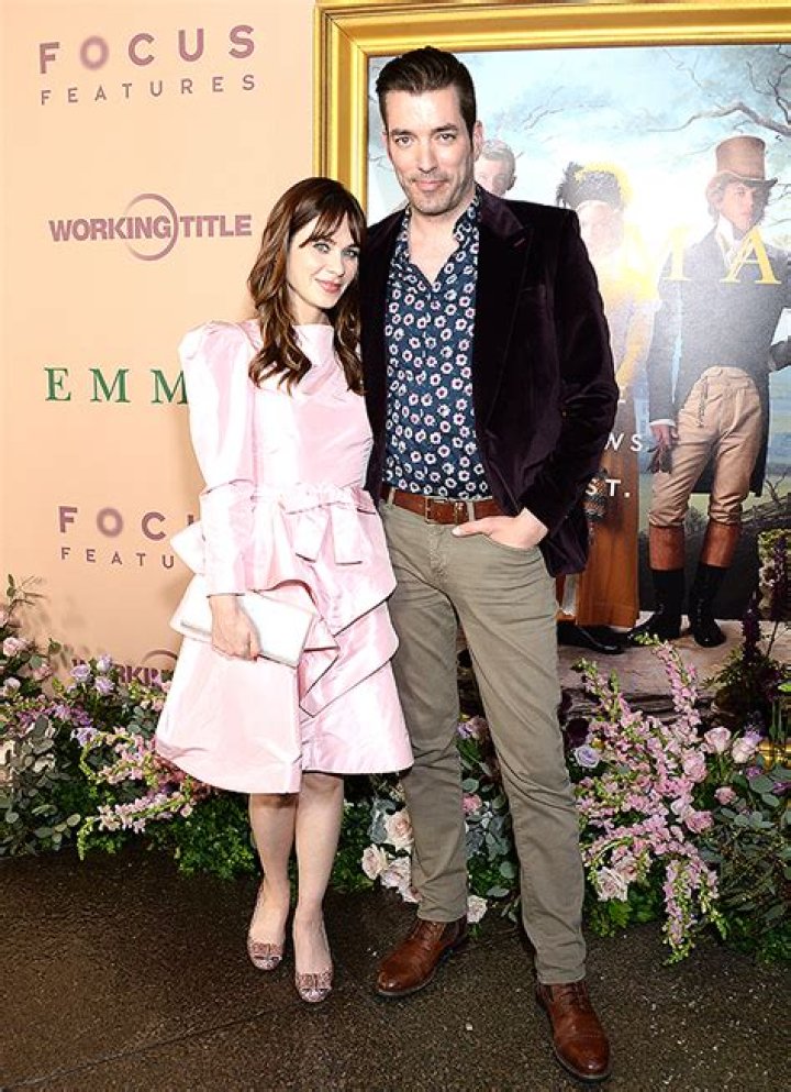 Zooey Deschanel Gushes Over ‘Wonderful’ & ‘Supportive’ Boyfriend Jonathan Scott: ‘He’s Really There For Me’